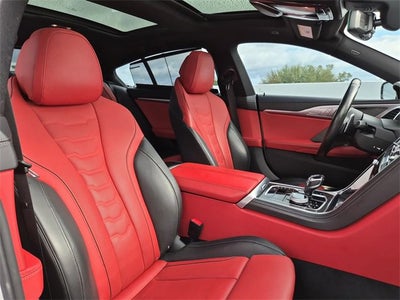 2022 BMW 8 Series M850i