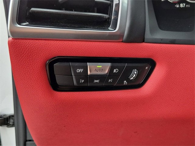 2022 BMW 8 Series M850i