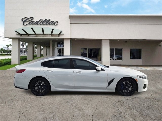 2022 BMW 8 Series M850i