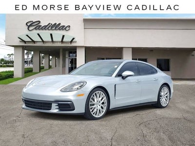 2018 Porsche Panamera 4