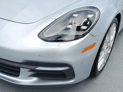 2018 Porsche Panamera 4