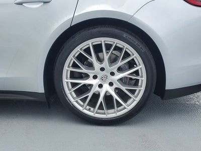 2018 Porsche Panamera 4