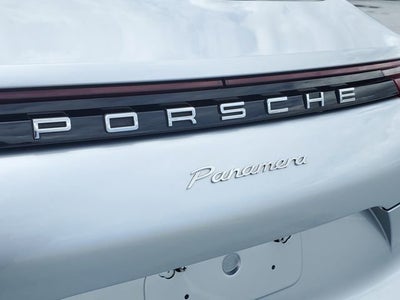 2018 Porsche Panamera 4