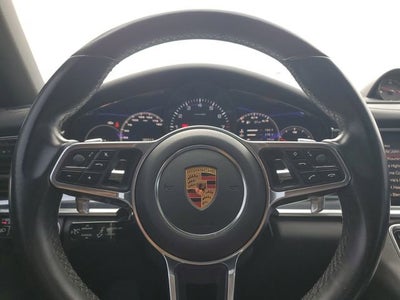 2018 Porsche Panamera 4