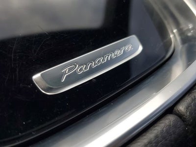 2018 Porsche Panamera 4