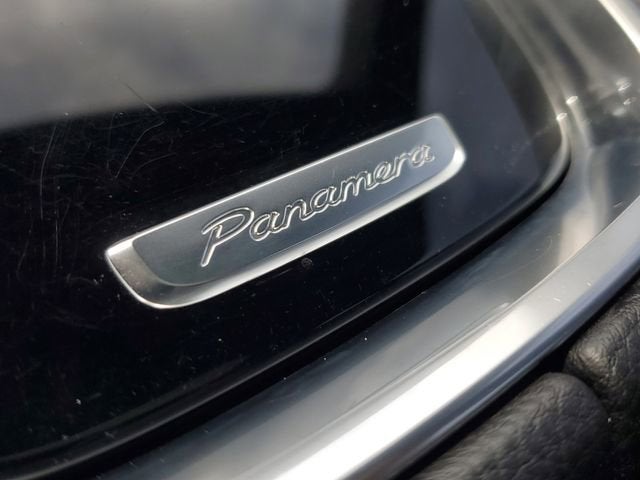 2018 Porsche Panamera 4