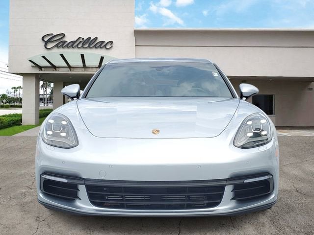 2018 Porsche Panamera 4
