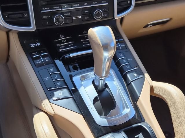 2016 Porsche Cayenne NA