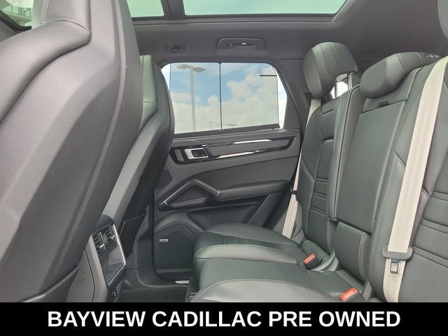 2022 Porsche Cayenne S