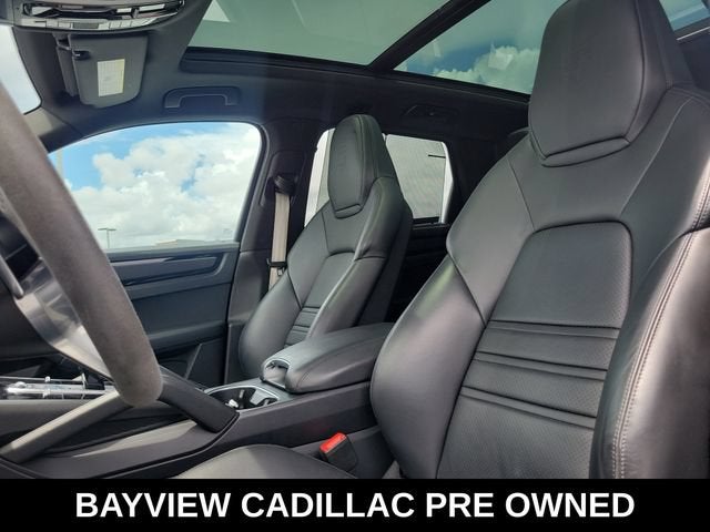 2022 Porsche Cayenne S
