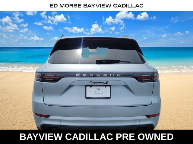 2022 Porsche Cayenne S