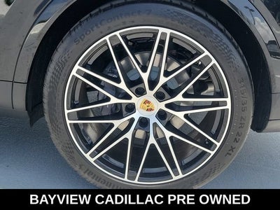 2024 Porsche Cayenne BASE