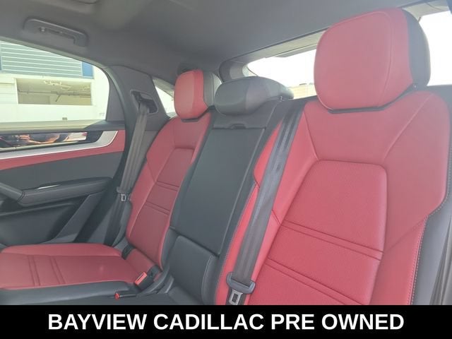 2024 Porsche Cayenne BASE