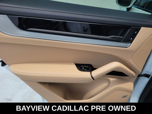 2025 Porsche Cayenne NA