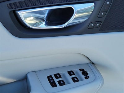 2018 Volvo XC60 Inscription