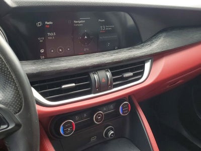 2021 Alfa Romeo Stelvio BASE