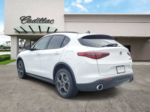 2021 Alfa Romeo Stelvio BASE
