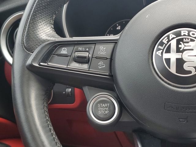 2021 Alfa Romeo Stelvio BASE