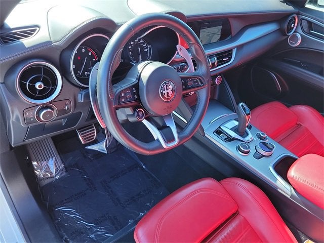 2023 Alfa Romeo Stelvio Veloce