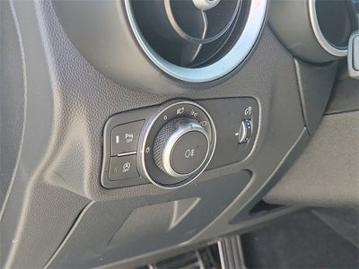 2023 Alfa Romeo Stelvio Estrema