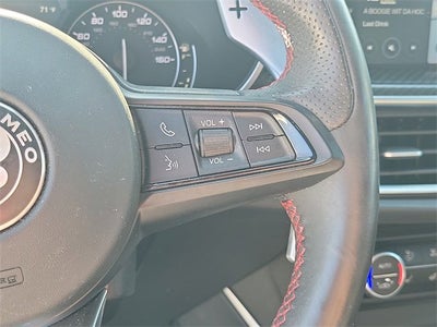 2023 Alfa Romeo Stelvio Estrema