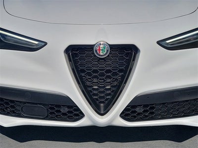 2023 Alfa Romeo Stelvio Estrema